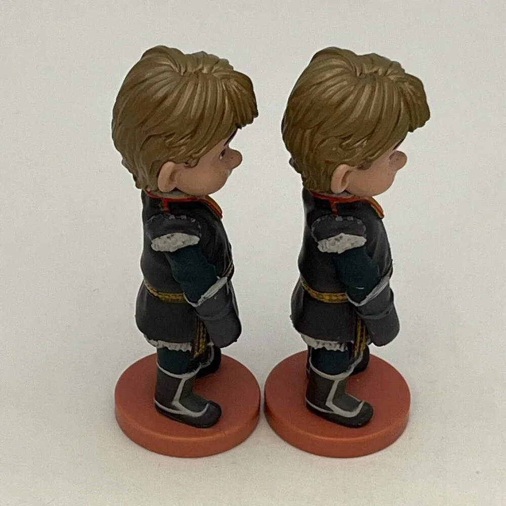 2 Disney Animators Collection Disney Store Frozen Kristoff Figures